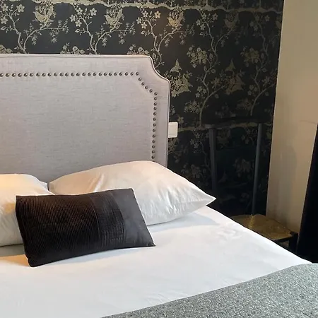 デュ クロ ヴォラン アパート *